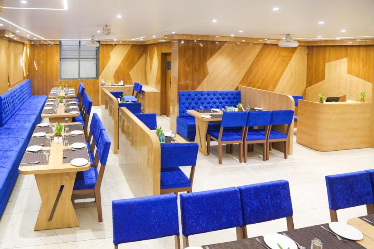 Hotel Nova Pride 라즈콧 외부 사진
